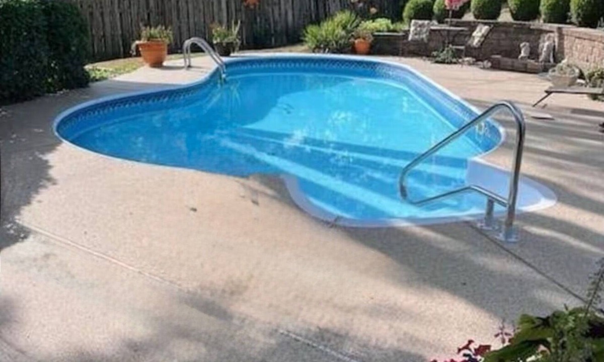 Overland Park House | Stylish home with private pool and patio. Perfect