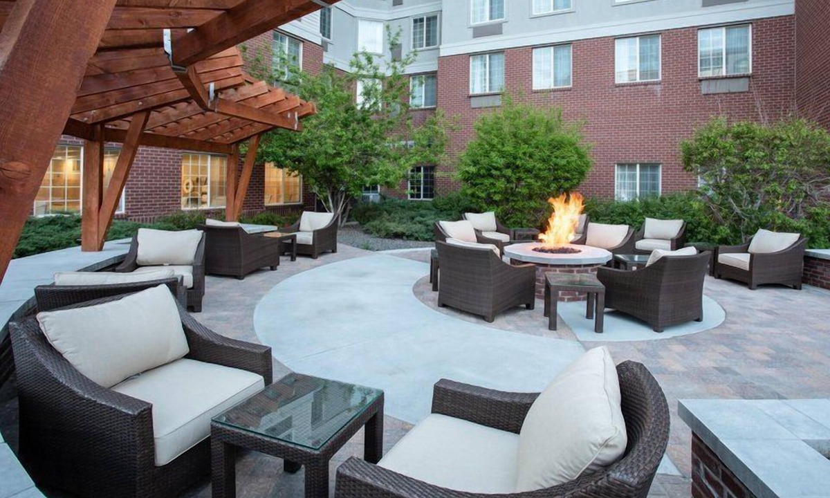 Dupont Apartment | Suite Near Denver Airport | Free Shuttle+Breakfast
