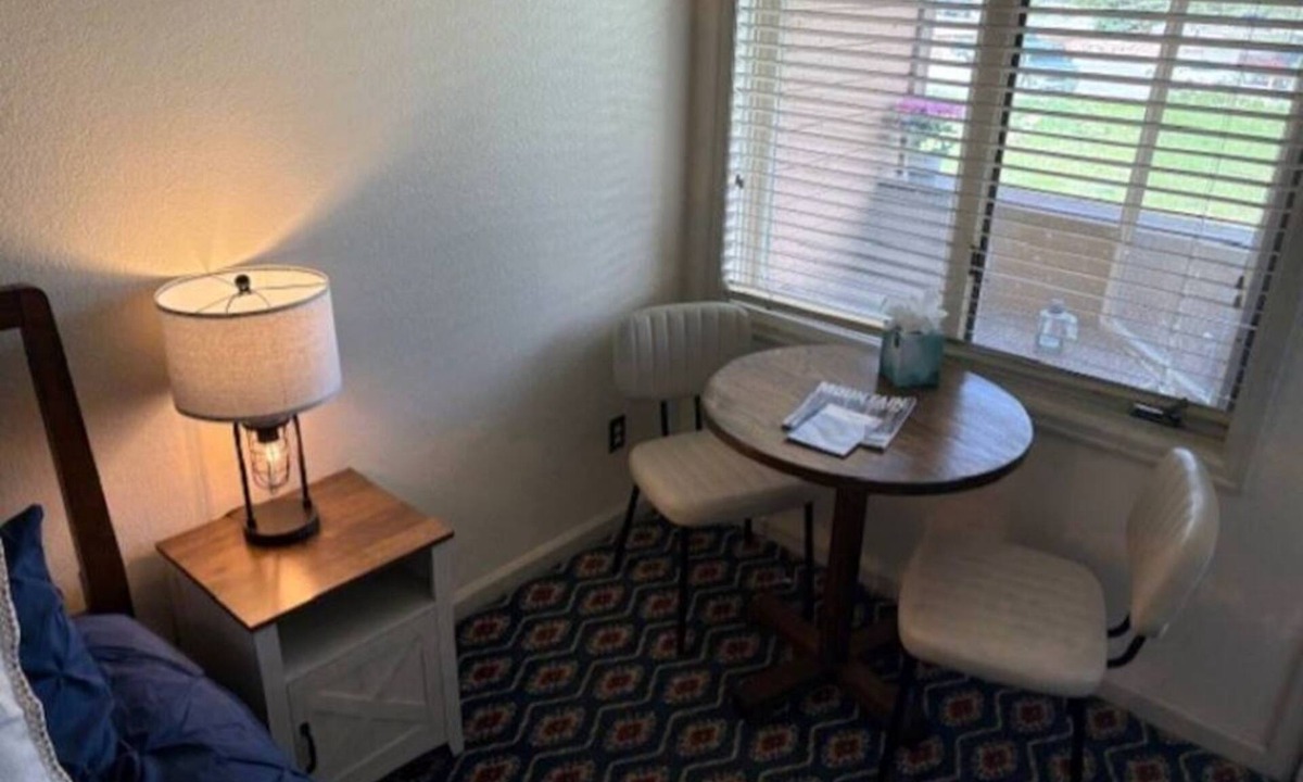 Granby Resort | The Grand Duplex of Silvercreek Inn. Combination of two lock off units.