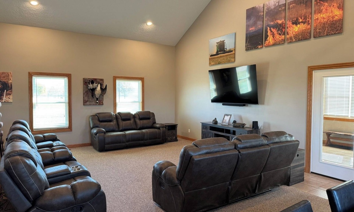 Lamont House | The Loft, Country living without the gravel roads