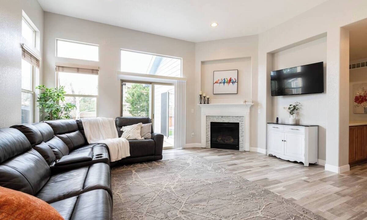 Brighton House | The Park House, Cozy Family-Friendly Retreat
