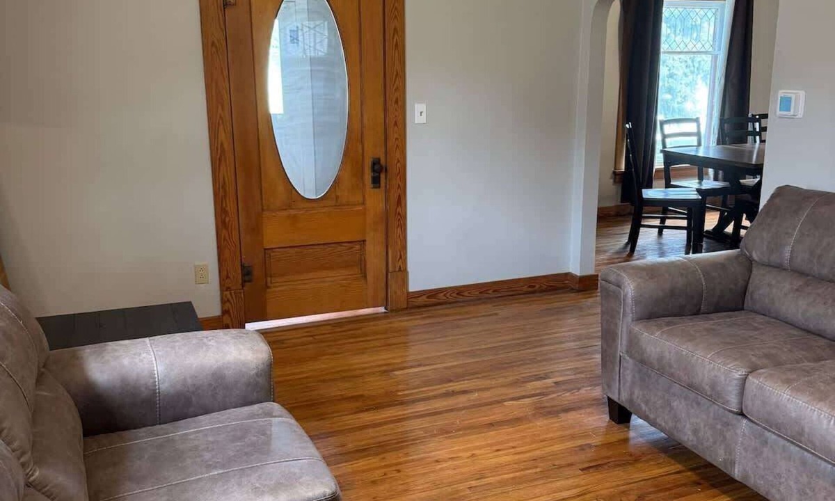 Ogallala House | The Spruce House Family 4BR 2 Bath, Great Location, In Ogallala, Close to Lake McConaughy