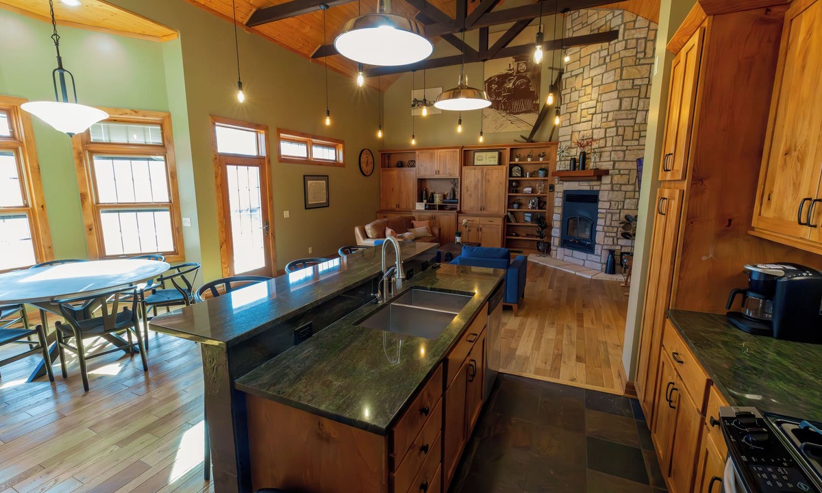 Salina House | The Train Station