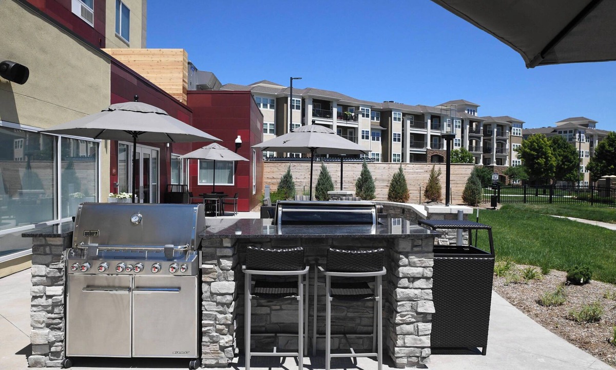 North Kansas City Hotel | TownePlace Suites by Marriott Kansas City at Briarcliff