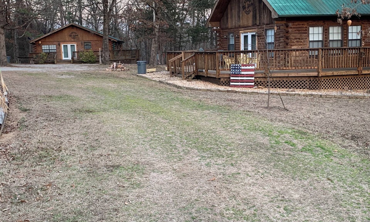 Norfork Cabin | Two cabins for larger or multi family visits to White river or Lake Norfork.