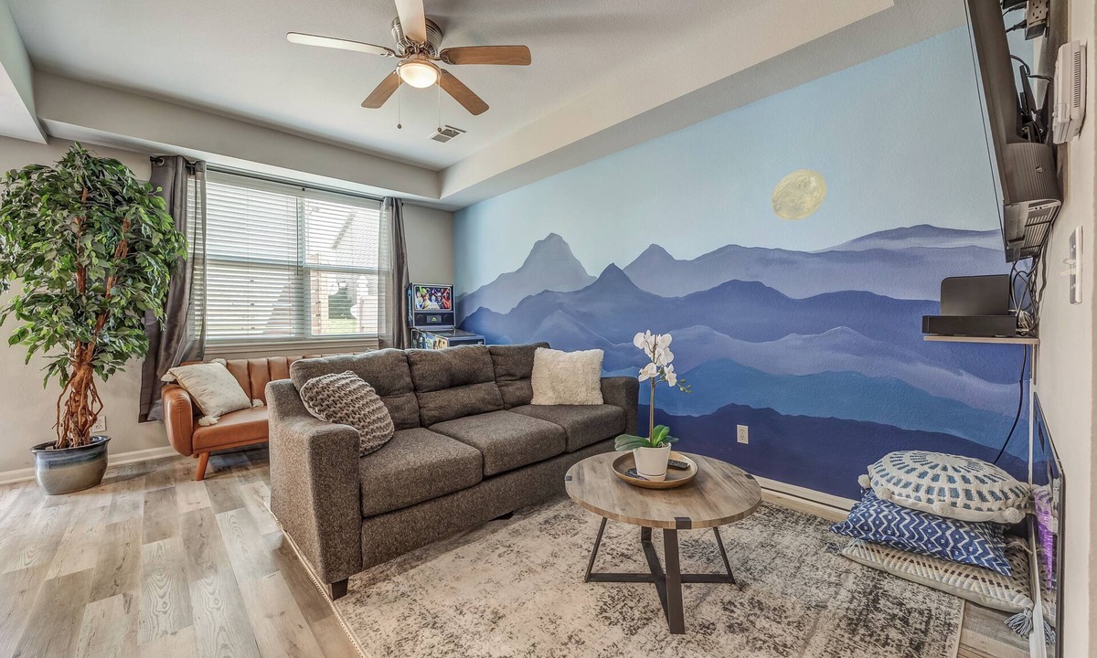 Wea House | Vibrant and cozy in-town Louisburg 3 bedroom, 2 1/2 bath townhouse