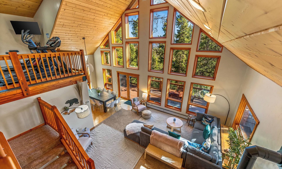 Grand View Highlands Cabin | Views! 4k SqFt! Hot tub! Gym! 4 King Suites+BunkRm