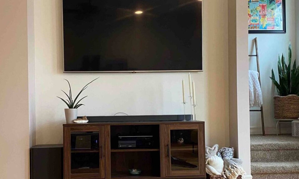 Little Italy Condo | Walk to downtown ~ Furnished with Rooftop!