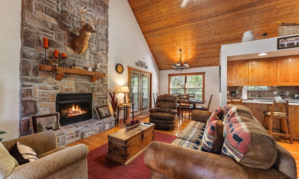 Branson West Cabin | Whispering Woods Lodge-sleeps 10 4 Bedroom Home by RedAwning