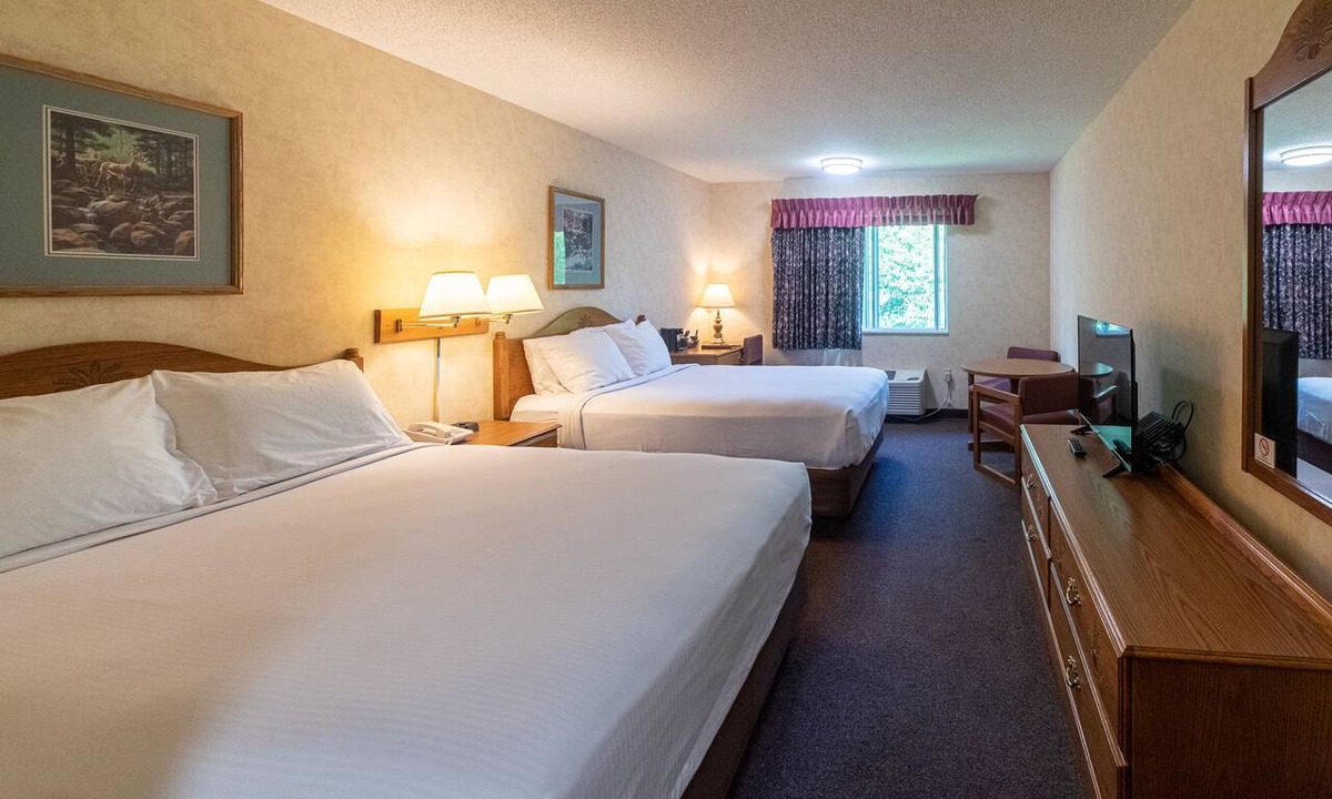 Brimley Hotel | Willabees Motel