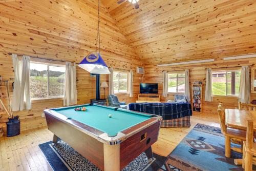 Deadwood House | Wraparound Deck + BBQ: Pet-Friendly Deadwood Cabin