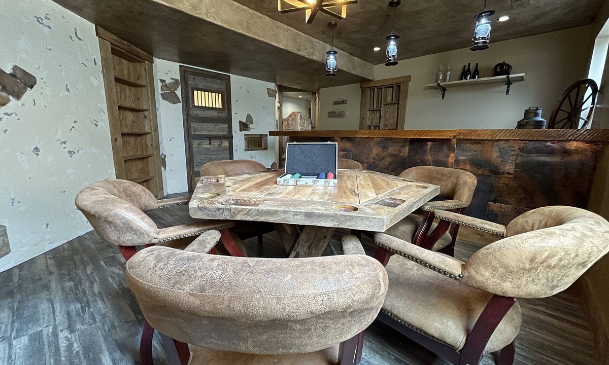 Kanab House | Your large group adventure outpost to 4 National Parks