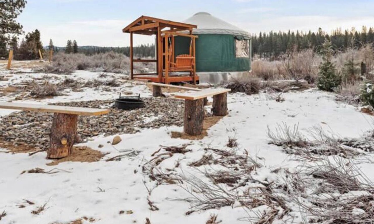Idaho City RV Rental | Yurt 1 - The Prospector