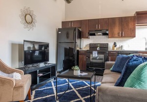 Frontdesk | Central 1BR + Balcony Near City Market
