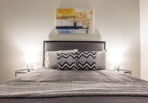 Frontdesk | Central 1BR + Balcony Near City Market