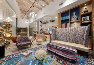 Insta-Worthy Oasis steps from Nightlife with Amazing Amenities 305