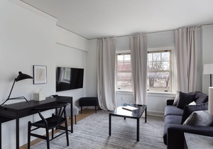 Steps to Shops, Eats | Easy Access + W&D | Zencity