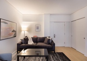 Steps to Shops, Eats | Easy Access + W&D | Zencity