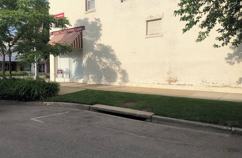 Lincoln Apartment | 1-bedroom corporate apartment in Historic Havelock with central AC, patio, & W/D