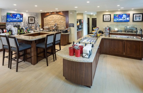 West Omaha Condo | 1 Bedroom Suite | King Suite. Free Breakfast