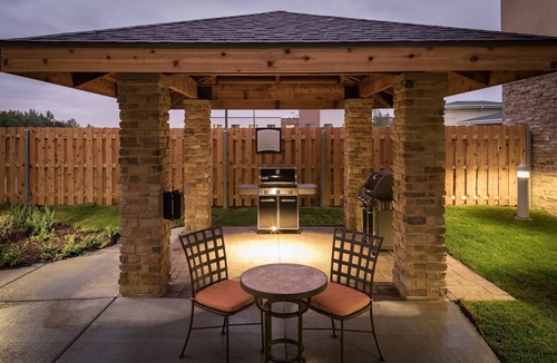 West Omaha Condo | 1 Bedroom Suite | King Suite. Free Breakfast