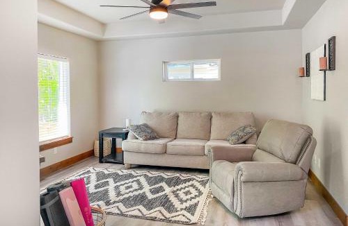 Loveland House | 1 Mi to Downtown Loveland: Cozy Getaway!