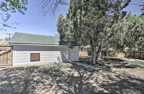 Thermopolis Cottage | 1 Mi to Hot Springs! Central Thermopolis Home