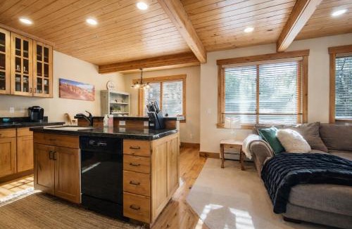 Deer Valley Apartment | 10 Settlers Cabin by SkyRun Park City