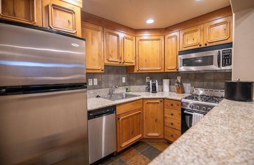 Midway Villa | 1070/72 | Elevated 2BR Villa | Near Wasatch SP
