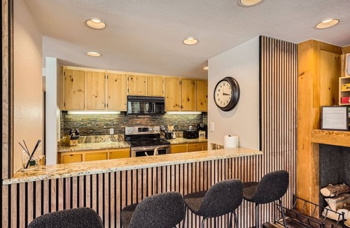 Lakeside Village Condo | 1776 Decatur 4 Bedroom Condo