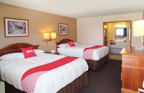 Guymon Hotel | 2 Affordable Rooms – Free WiFi & Parking Near Guymon Sights!