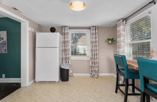 Rosedale House | 2-Bed Retreat Near KU Med W/Fenced Yard | 32