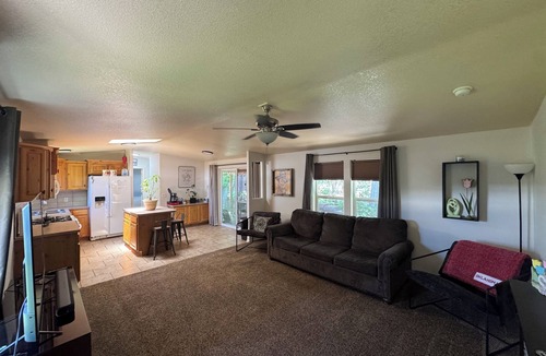 Aztec House | 2-bedroom 4-Bed house in Aztec with all amenities