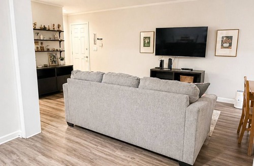 Leawood Apartment | 2-bedroom Apartment Kansas City World Cup Ready!