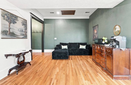 Chapman Apartment | 2 Bedroom Retreat in Historic Bank in Downtown Chapman