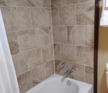 Baton Rouge Apartment | 2 Double Bed Studio with Full Kitchen 118