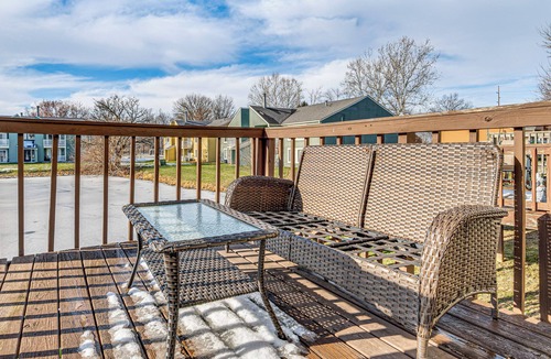 Castleton Condo | 2 Mi to Castleton Square Mall! Quaint Condo