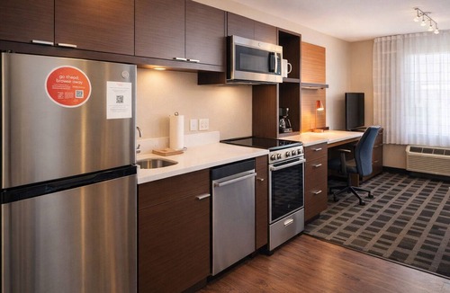 Morrisville Hotel | 2 Pet-Friendly Studios w/Full Kitchen and Free Breakfast – Ideal for Long Stay