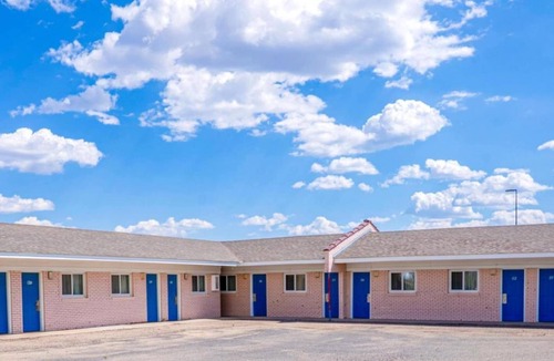 Boise City Apartment | 2 Queen Bed | Smoking