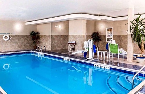 Brighton Hotel | 2-Star Hotel ∙ Quality Inn Brighton