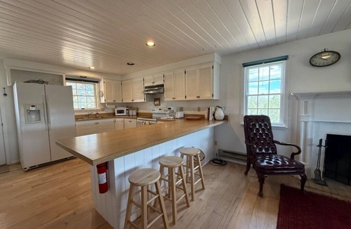 Marvel House | 200 Acre Retreat, Family Friendly, Stargazing, More