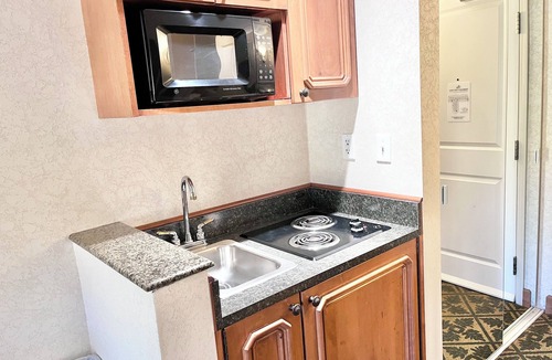 Midway Condo | 206 | Midway Stay | 2Q Suite Near Park City + Pool