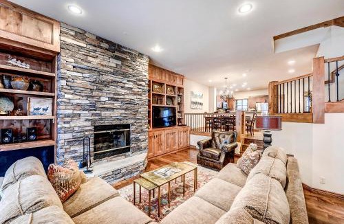 Highlands Townhomes House | 22 Highlands Townhomes