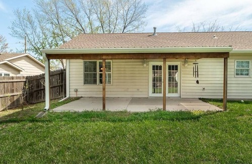 Emporia House | 3-bedroom house in awesome Emporia with AC, WiFi. Enjoy your stay!