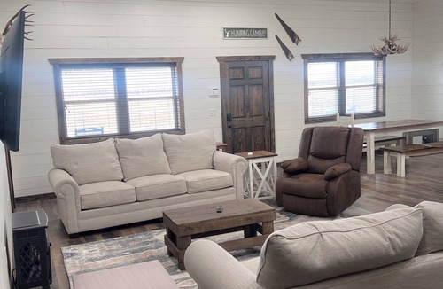 Labette County House | 3-bedroom house in the country - close to hunting, fishing, exploring