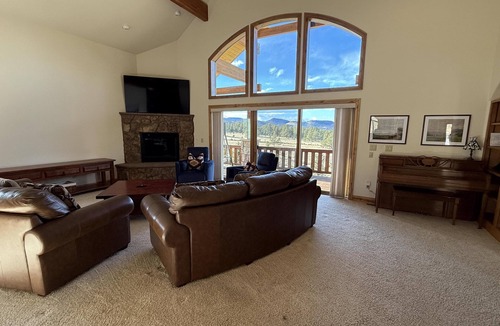 Park County House | 3 Bedroom Luxury Home!