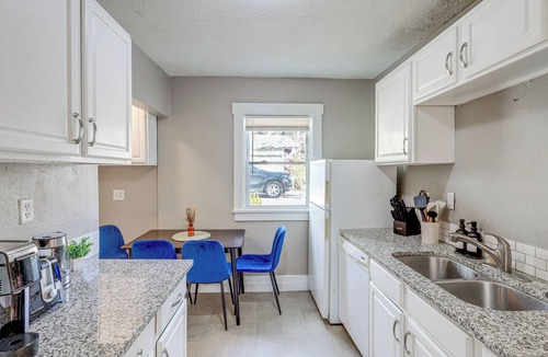 Joslyn Castle House | 3 Mi to Dtwn: Omaha Escape w/Game Room & Patio!