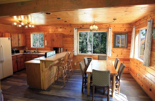 Duck Creek Village Cabin | 3 Story Cabin w/Spacious Deck and a Treasure Hunt