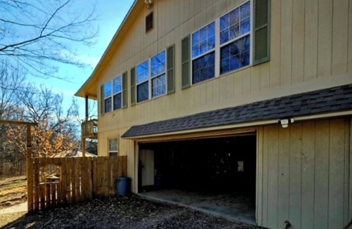 Grantville House | 3BR/3.5BA Secluded Aqua-Eden Nature Manor; Ensuite Dual-Spas on 60 Scenic Acres