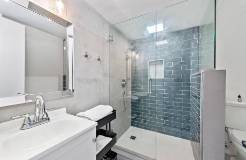 Fairway House | 3BR 3BA Fairway Home Dog-Friendly Fenced Yard
